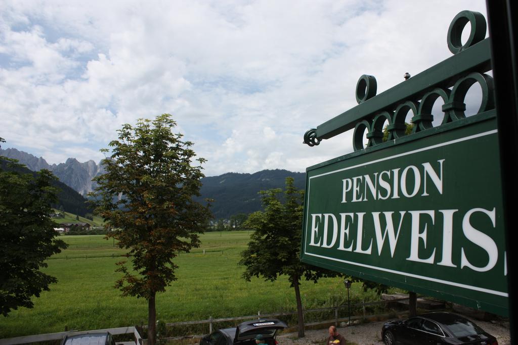 Pension Edelweiss Appartement Wimmer Gosau Bagian luar foto